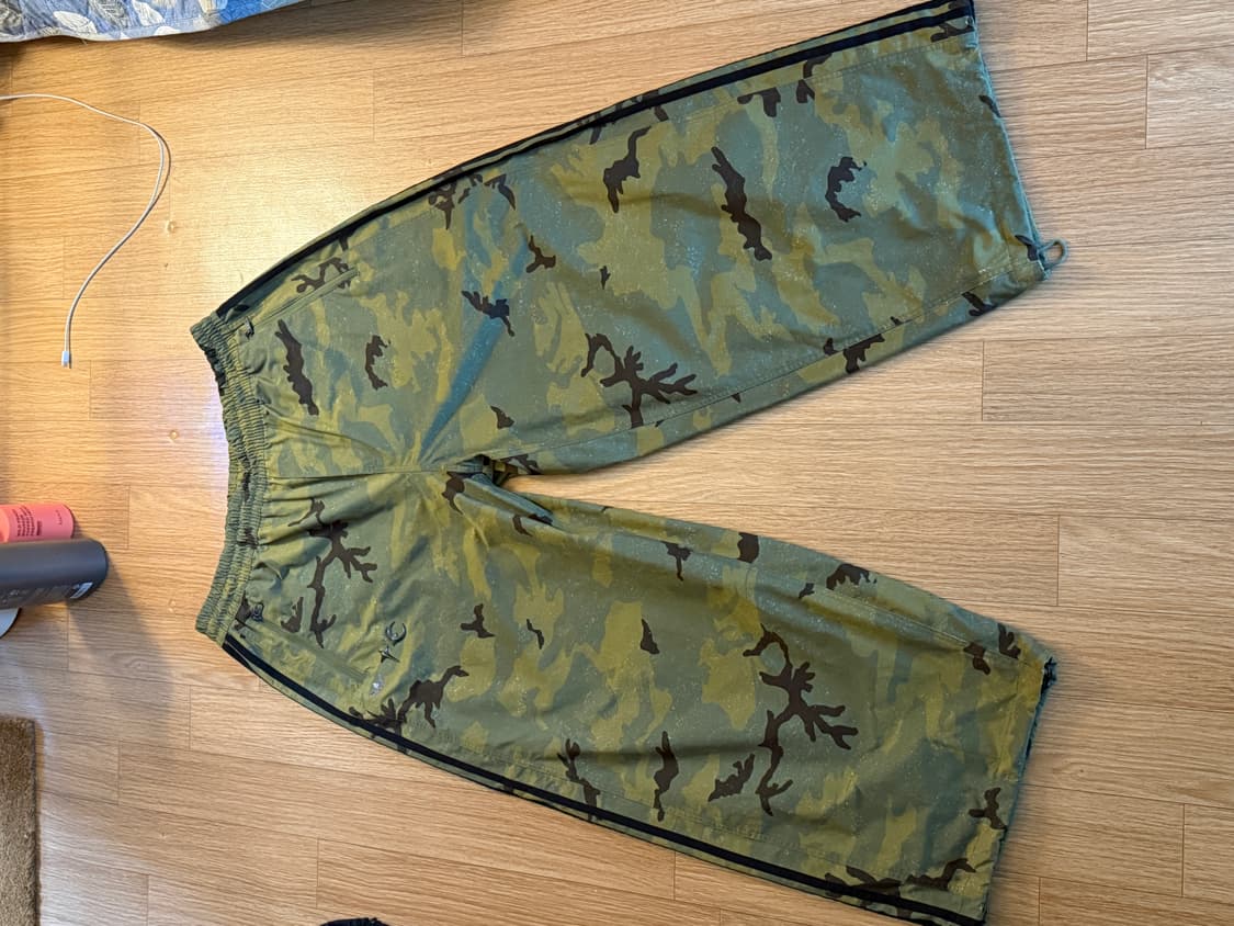 아디다스 x 떠그클럽 트랙 팬츠 포커스 올리브 크림 화이트 상품이미지1