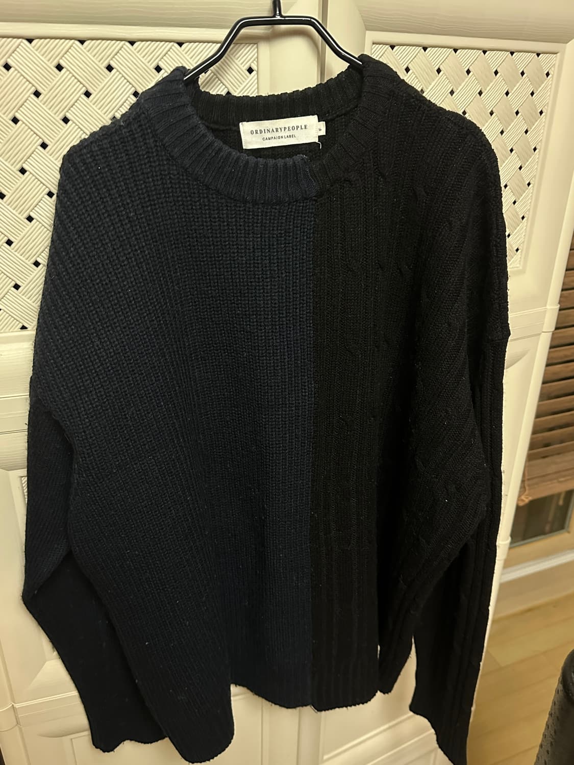 오디너리피플 네이비&블랙 컬러 스웨터 Free 상품이미지9