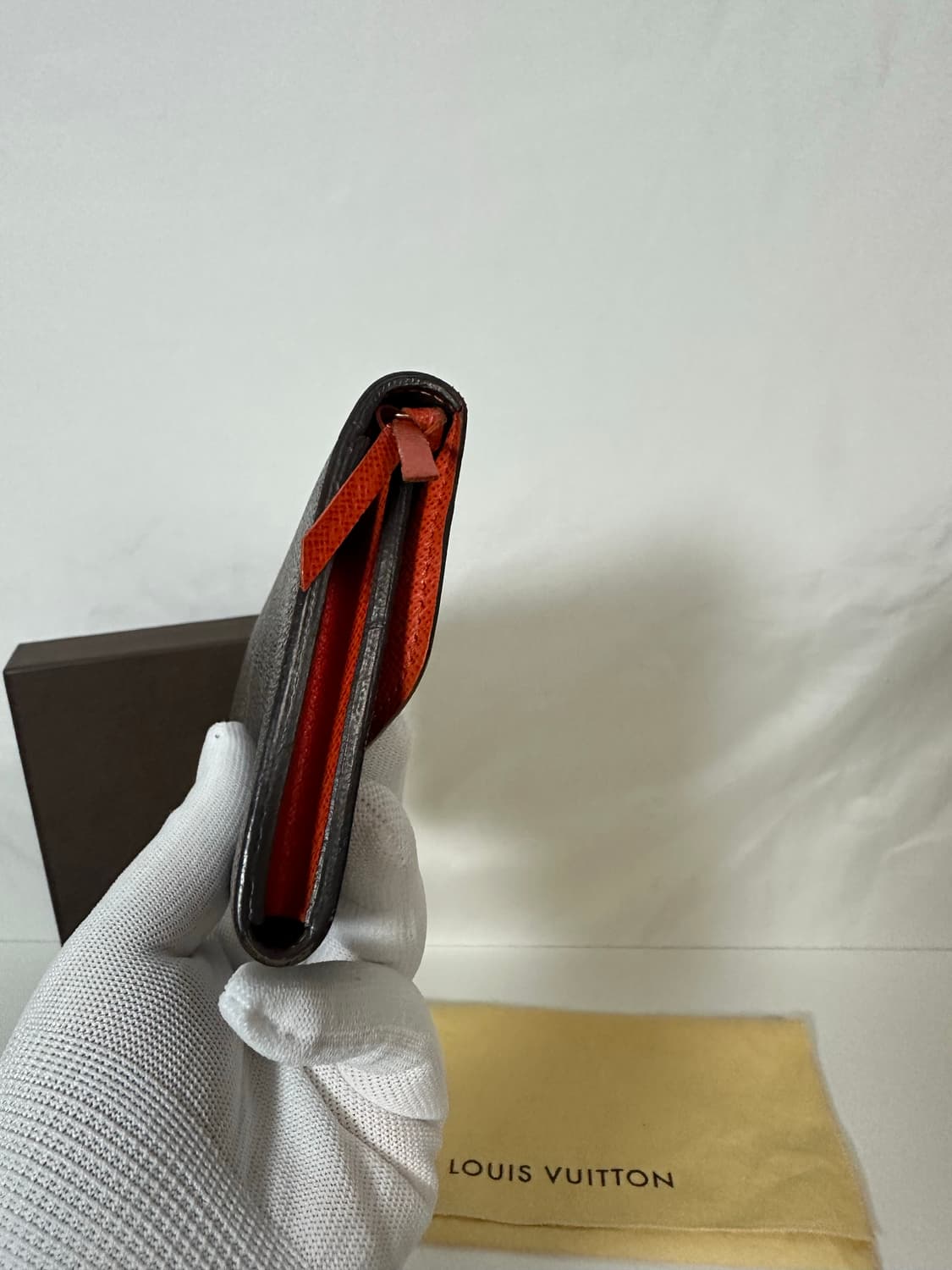 루이비통 장지갑 에밀리 오렌지 (OS) 상품이미지5