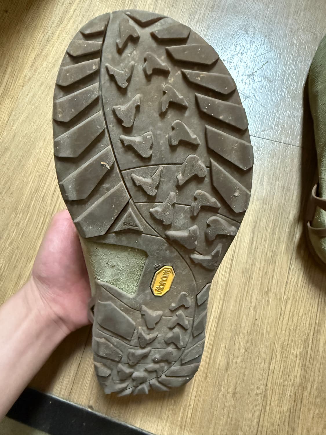 로아 페다이아 뮬 올리브 43 상품이미지3