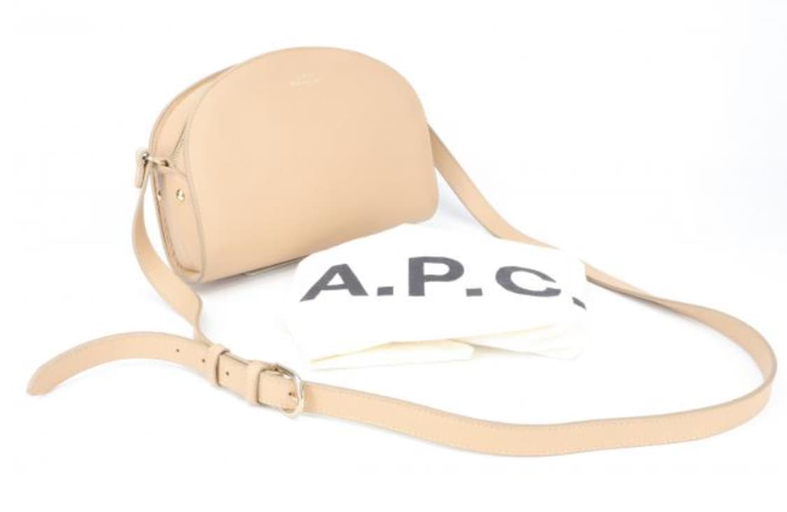 아페쎄 크로스백 상품이미지1