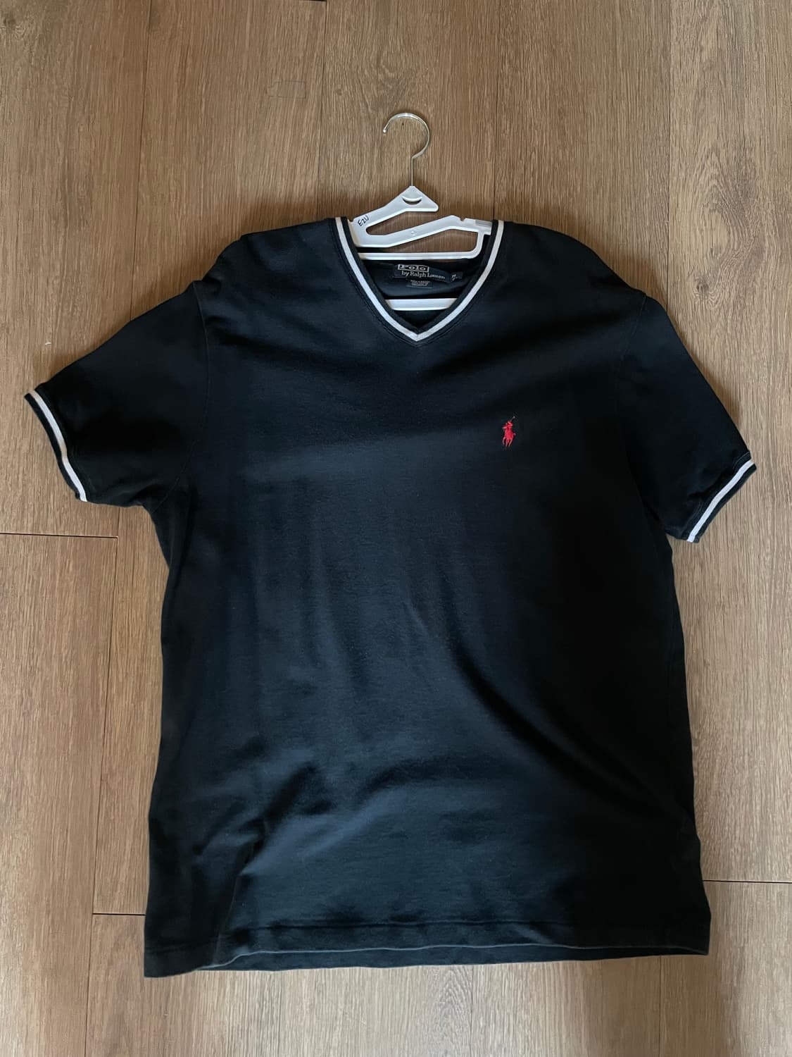 폴로 검정 반팔티 상품이미지1