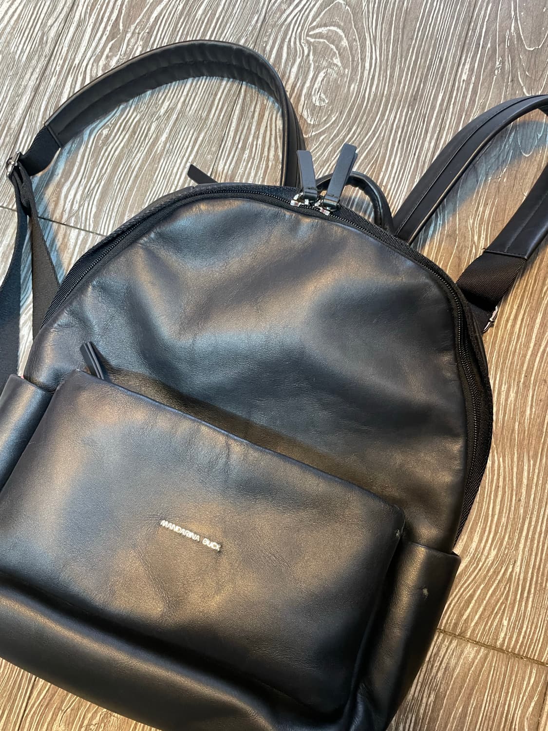 만다리나덕 COZY 소가죽 백팩 상품이미지4