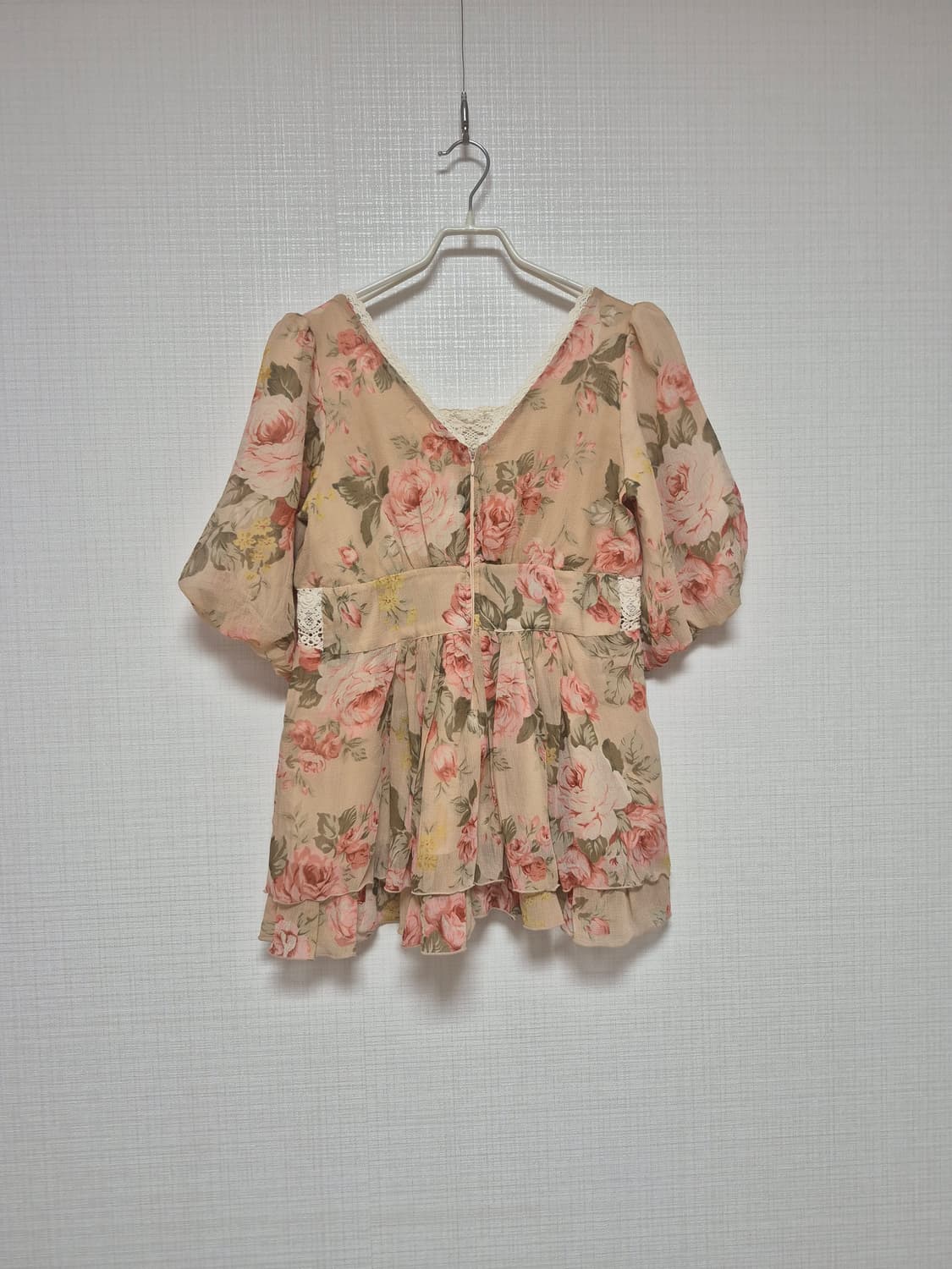 리즈리사 수선품 초고전템 히메갸루 앤틱플라워 베이지 블라우스 상품이미지5