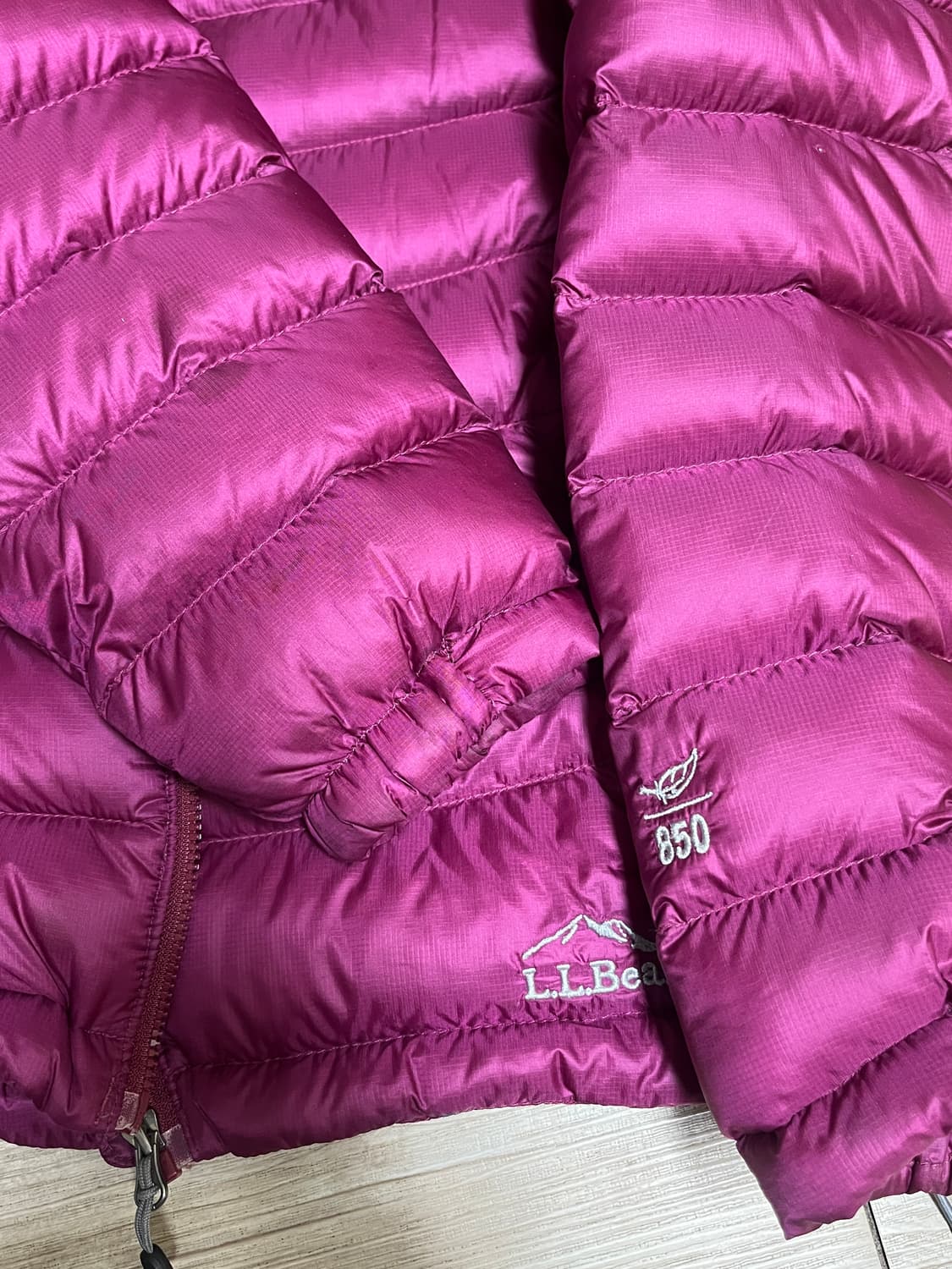 엘엘빈 여성 850필파워 경량 패딩 M 상품이미지3