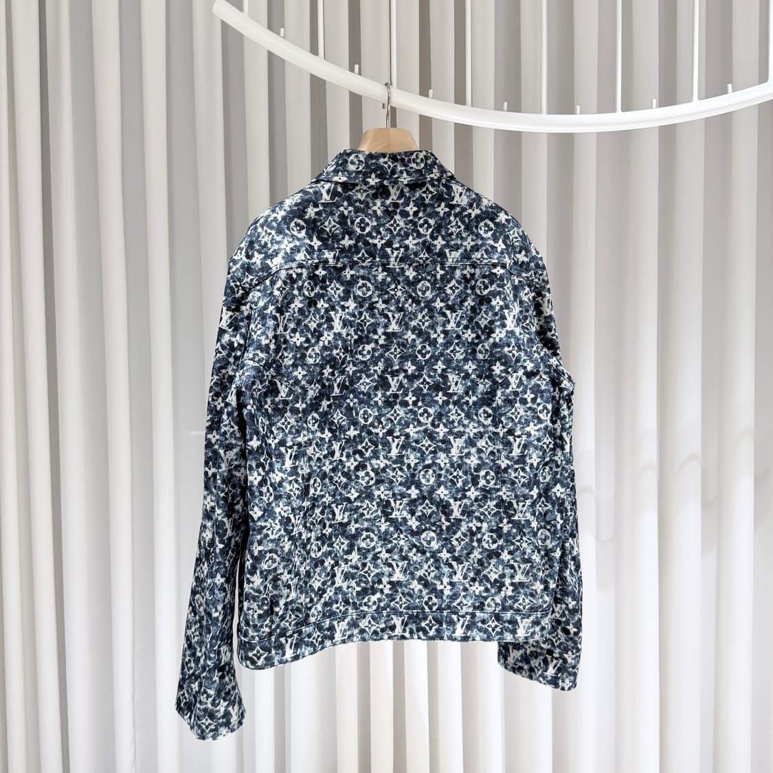 54 / 루이비통 모노그램 데님 워크웨어 트러커 자켓 상품이미지6
