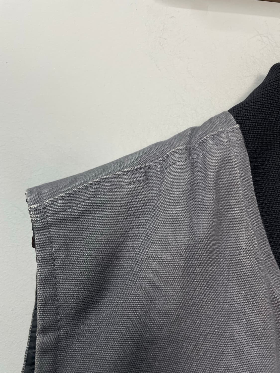 칼하트 WIP 베스트 H547 상품이미지7