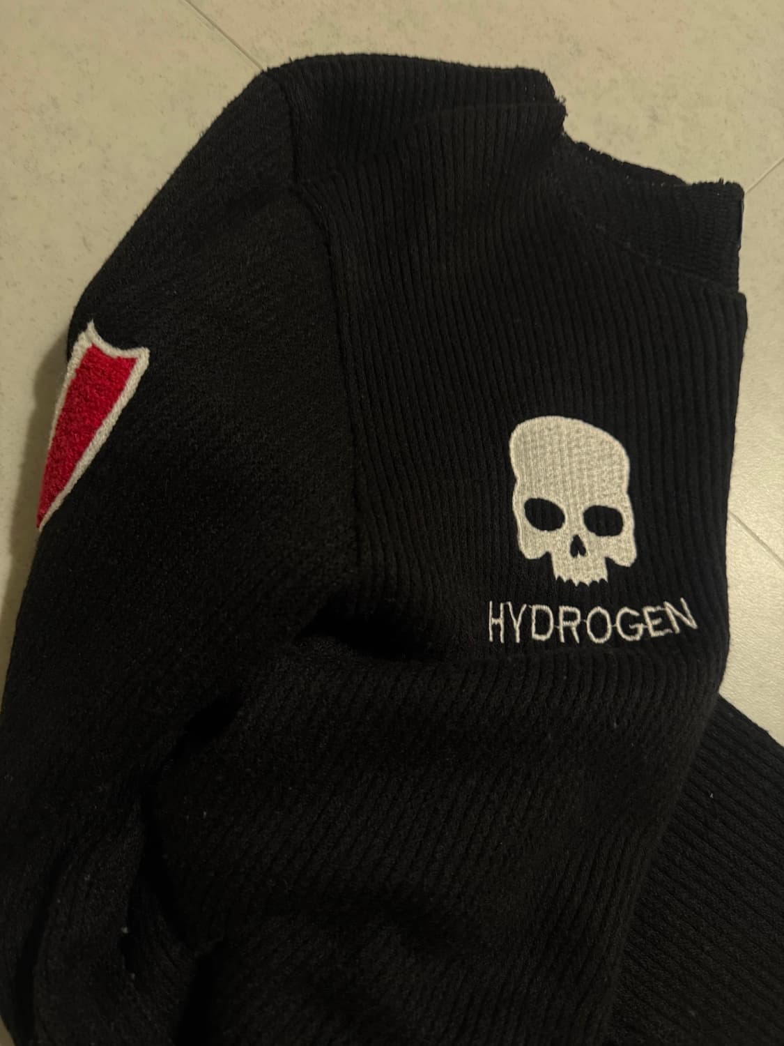 하이드로겐 슬림핏 니트 상품이미지5