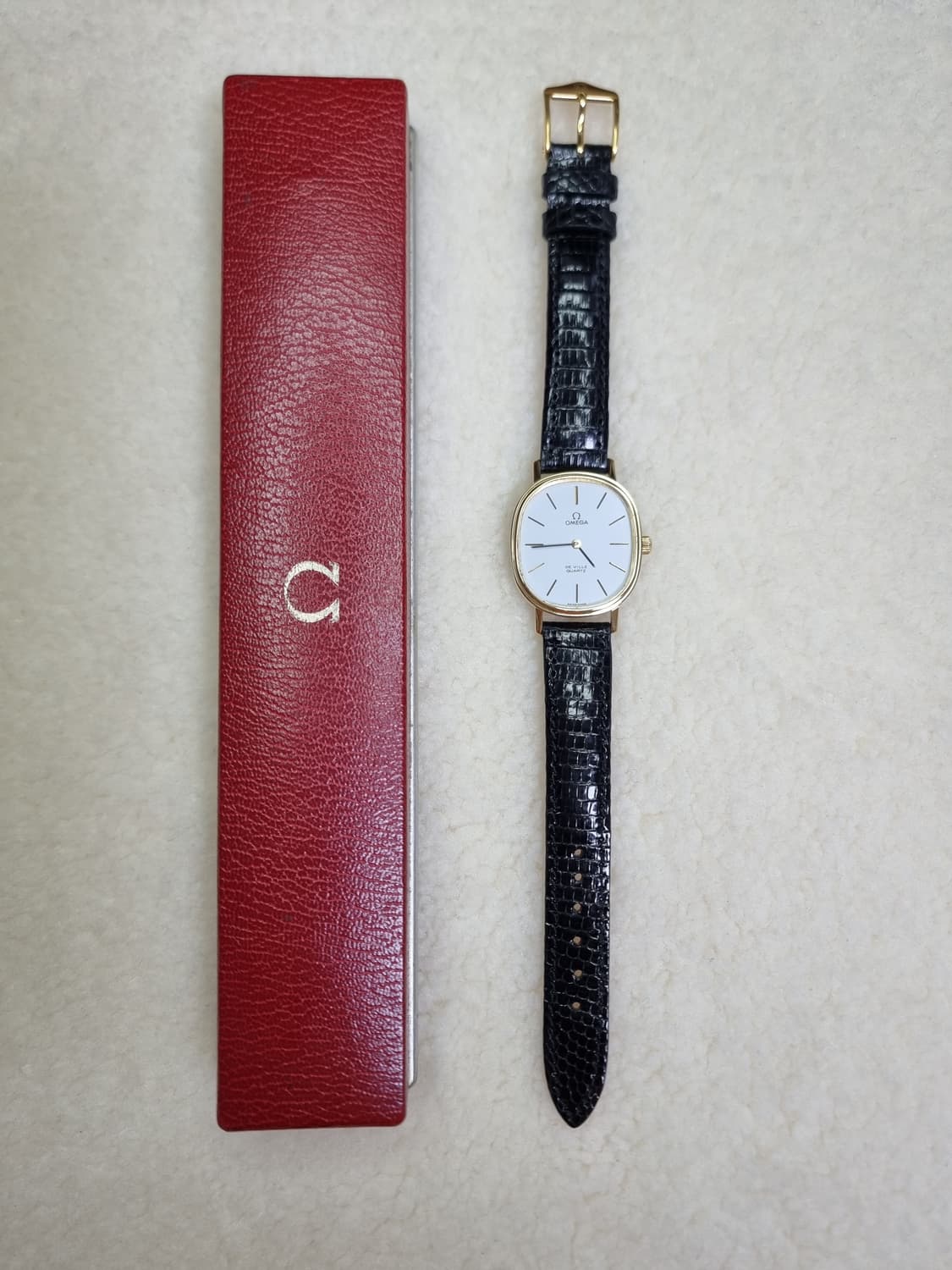 오메가 드빌 앨립스 화이트 다이얼 쿼츠 남여공용 시계 상품이미지4