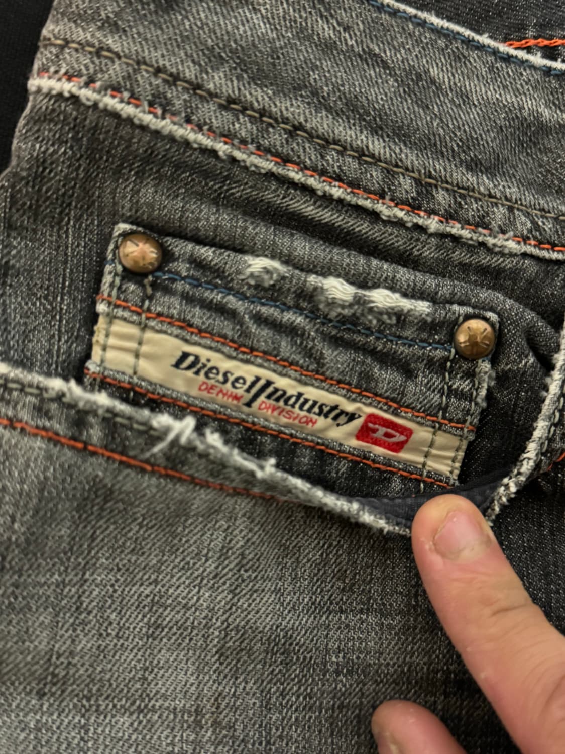 디젤 00s 아카이브 슬림 스트레이트 진 상품이미지6