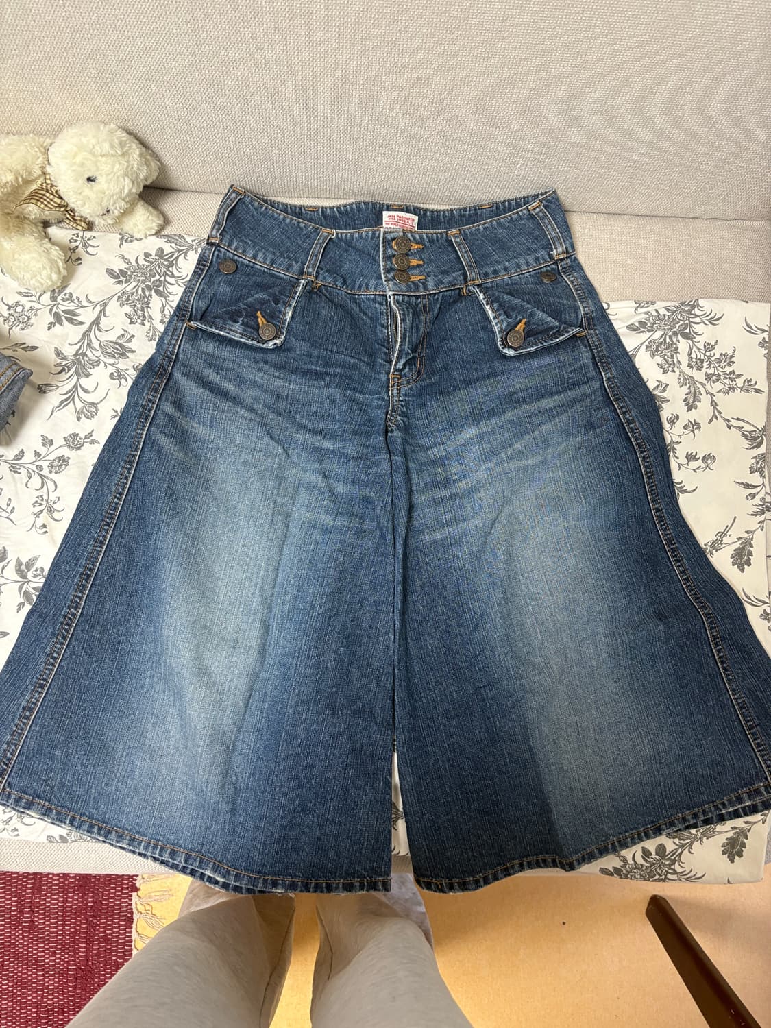 빔즈 로우웨이스트 버뮤다 팬츠 상품이미지1