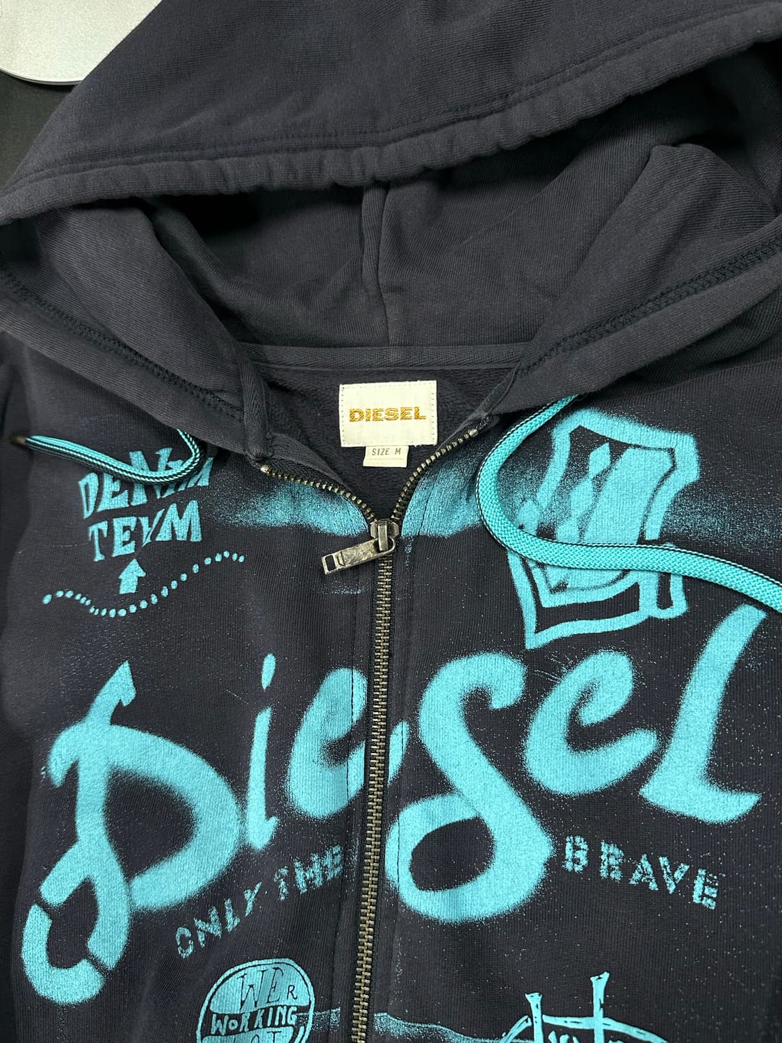 디젤 프린팅 코튼 후드 집업 상품이미지4