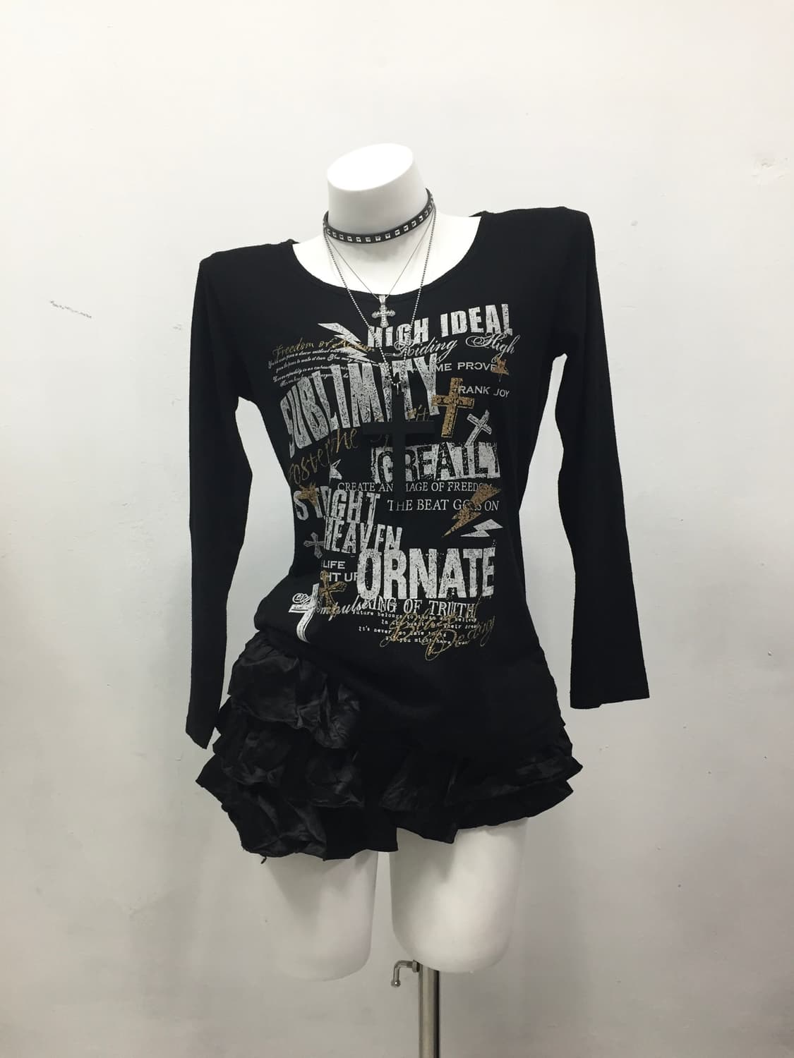 [PENDORA] 펜도라 펑크 레터링 글리터 롱슬리브 상품이미지3