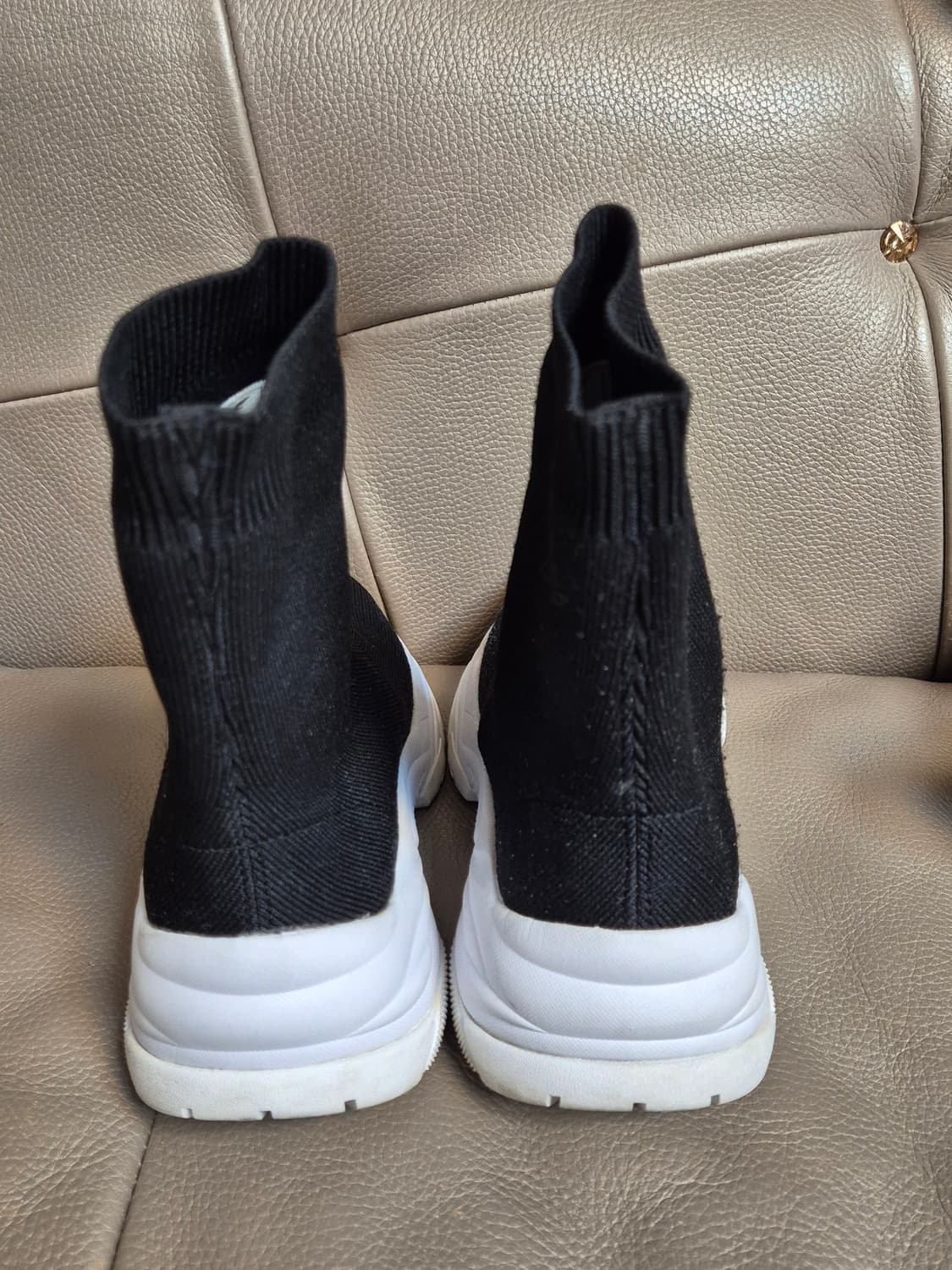 아키클래식 청키삭스 스니커즈 여자 230 상품이미지4