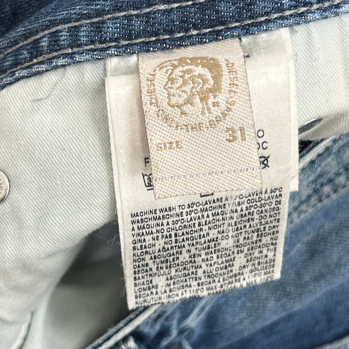 Diesel 디젤 자티니 슬림 부츠컷 데님 팬츠 31 상품이미지9