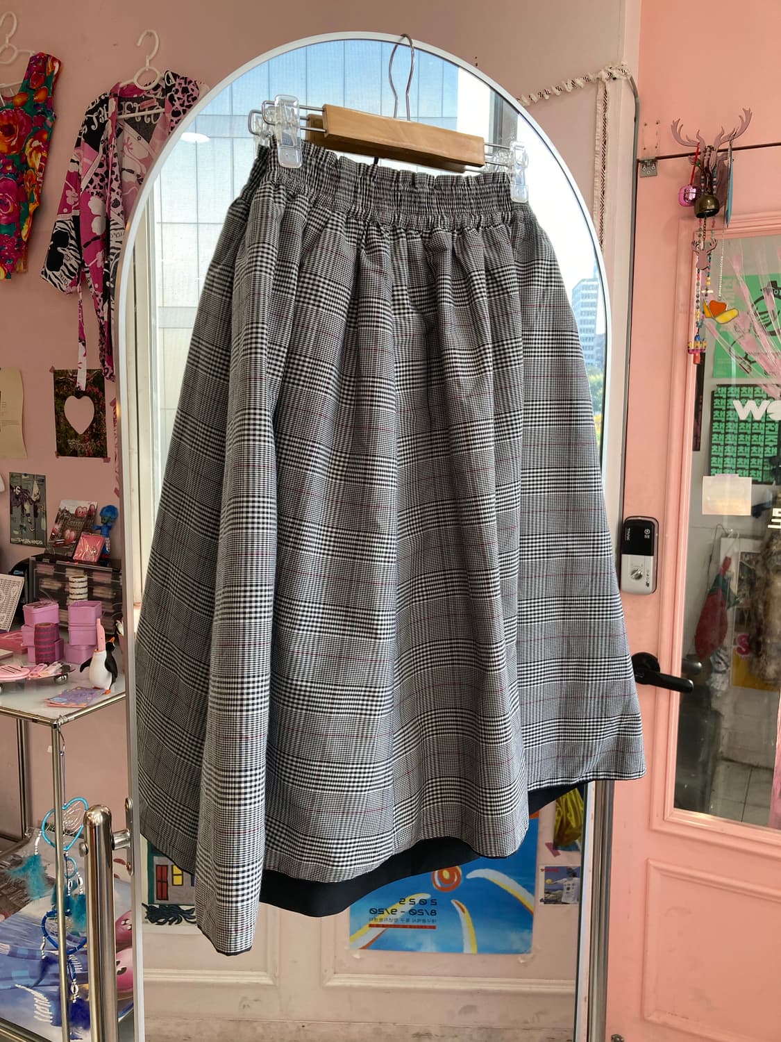 빈티지 체크 / 블랙 리버시블 미디 스커트 상품이미지5