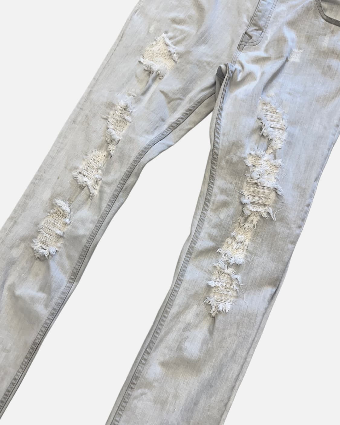 light grey distressed jean 상품이미지4