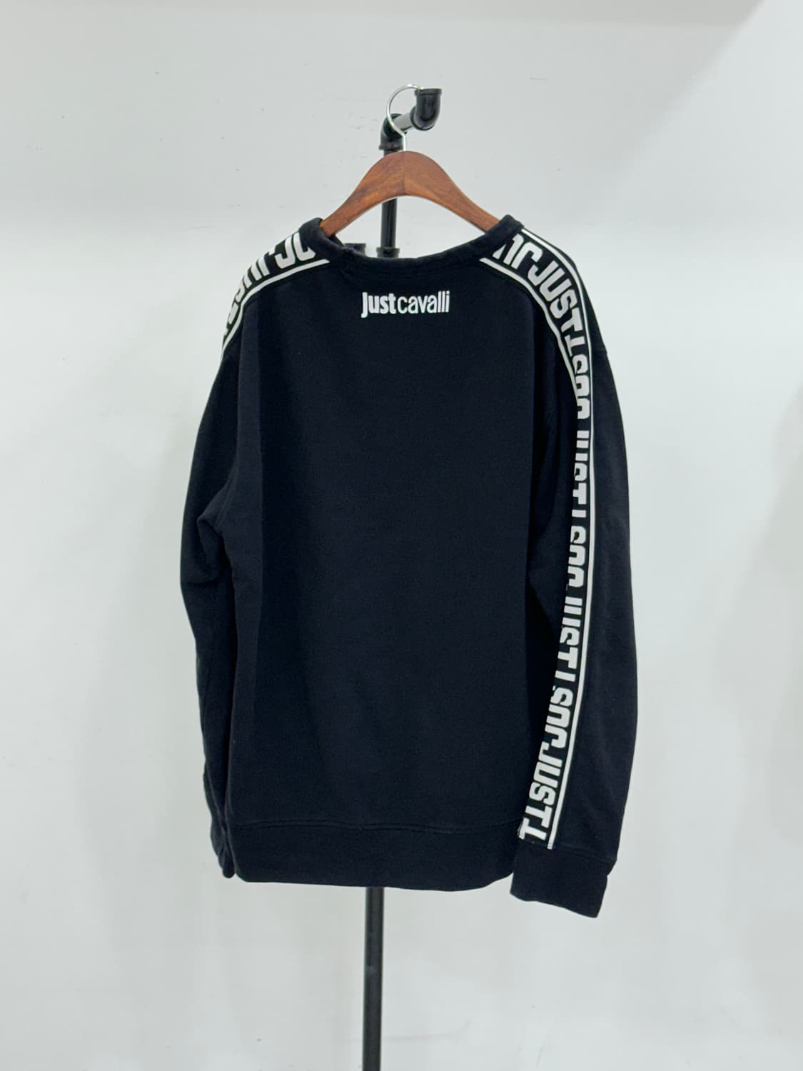 저스트 까발리 남성 맨투맨 상품이미지5