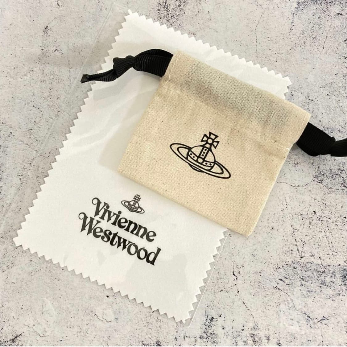 비비안 웨스트우드 실버 크리스탈 3d orb펜던트 체인 목걸이(새상품) 상품이미지8