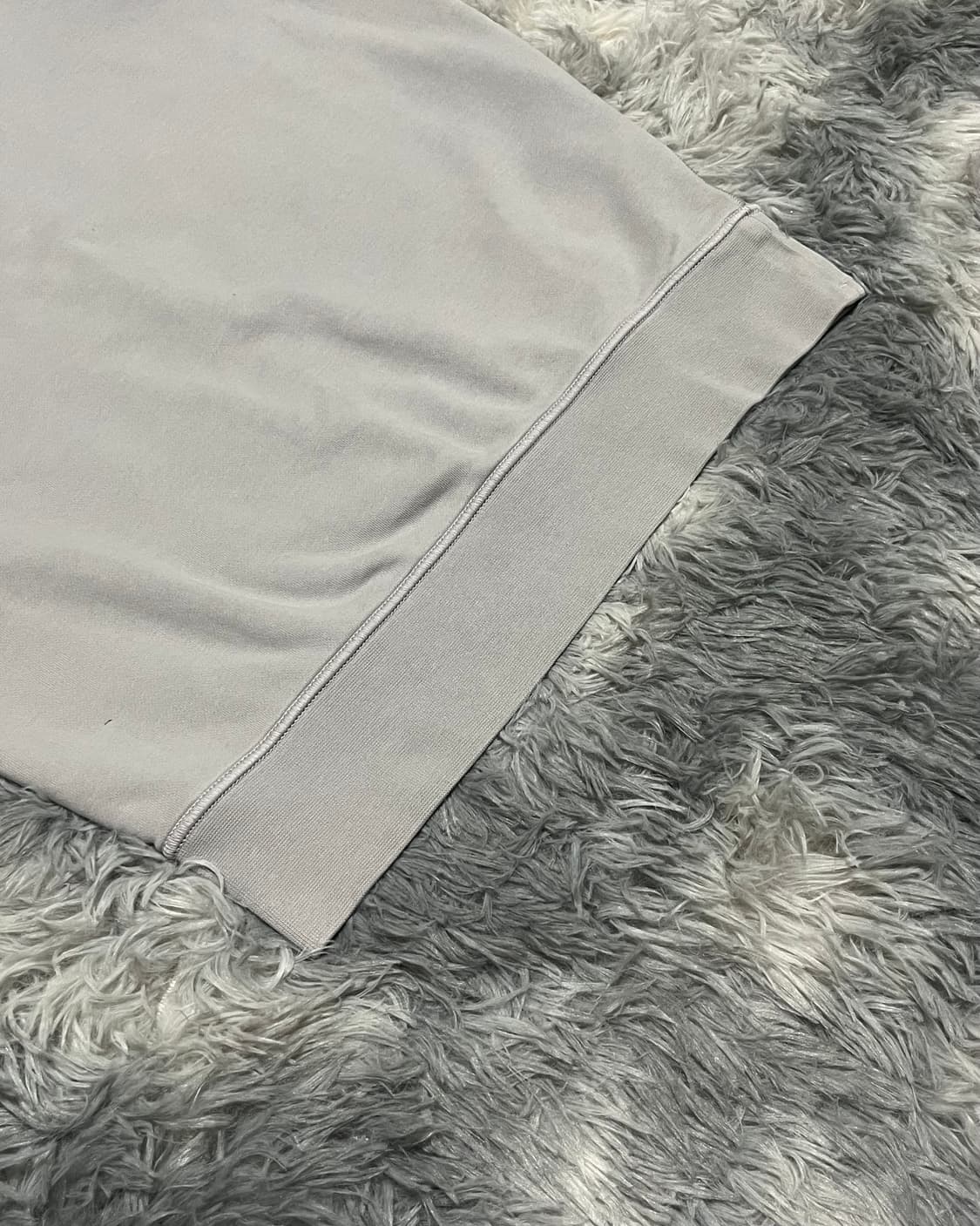 스톤아일랜드 맨투맨 그레이 상품이미지2