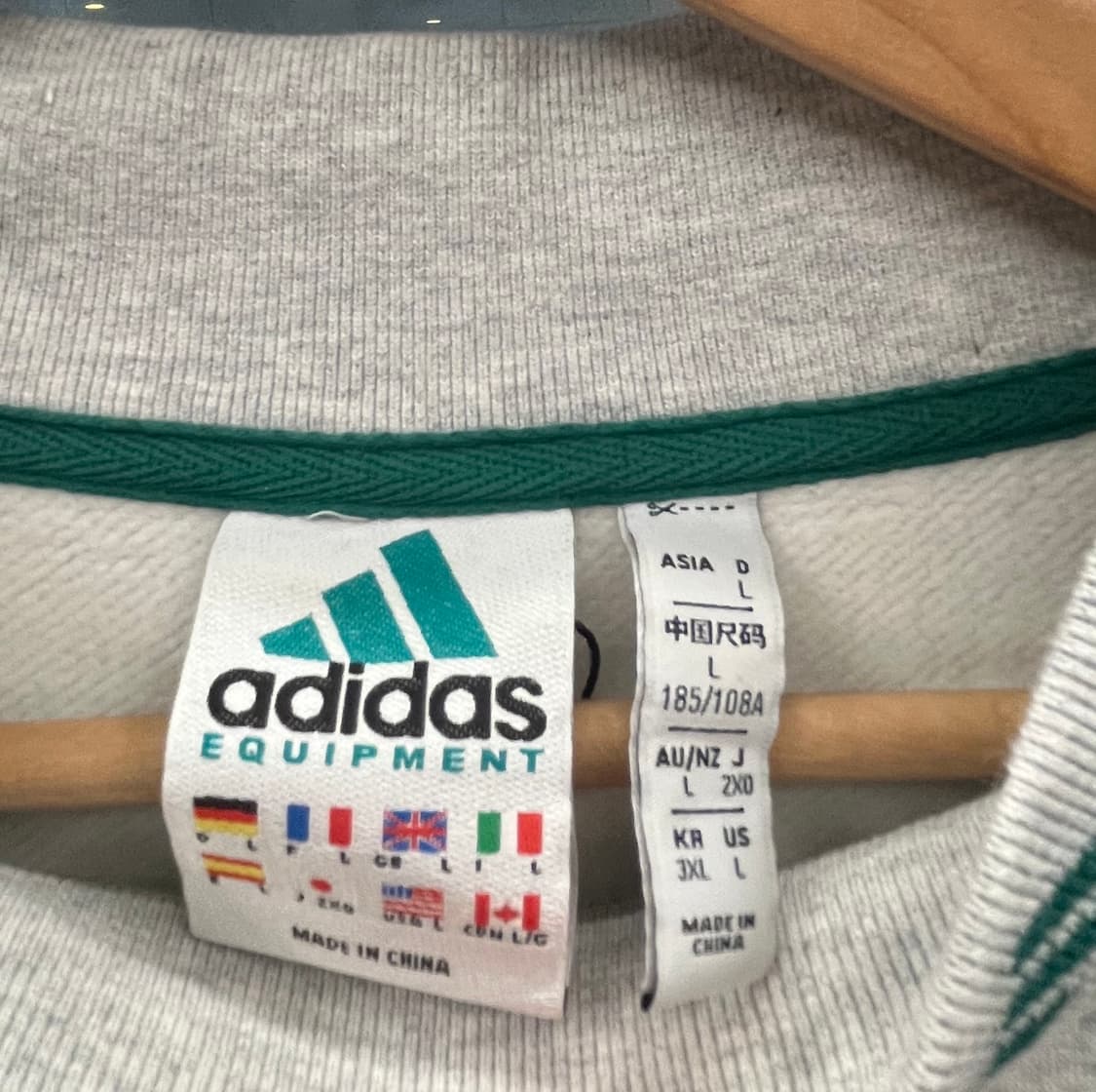 아디다스 Equipment 기모 맨투맨 회색 상품이미지7