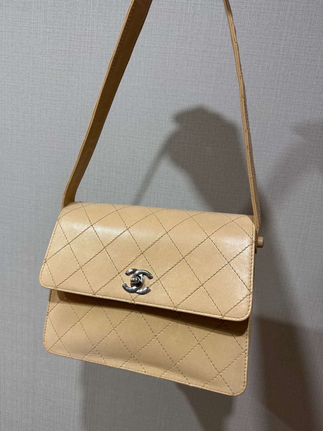 샤넬 클래식 베이지 숄더백 (샤넬 턴락빈티지 숄더백) 상품이미지6