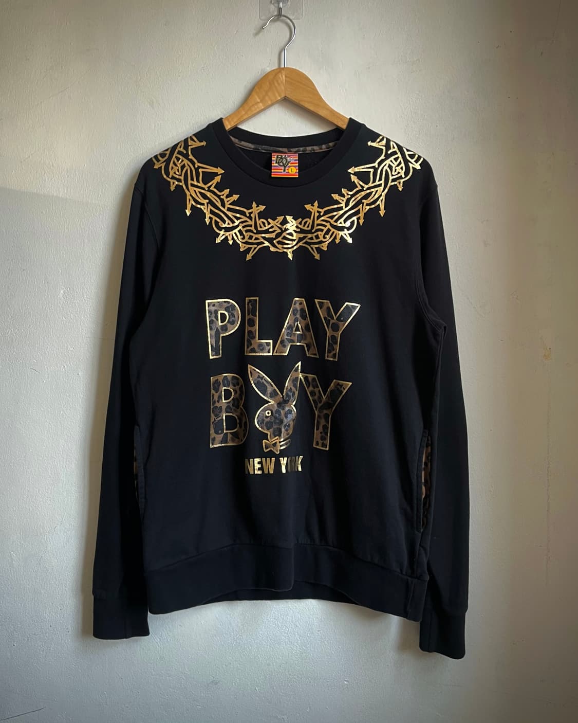 Playboy Leopard Tribal Print Sweatshirt 상품이미지3