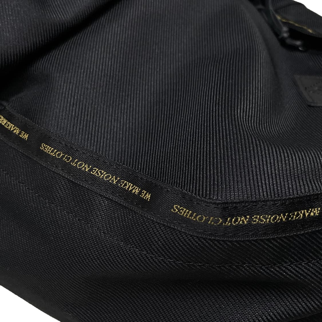 언더커버 (Undercover) 상품이미지6