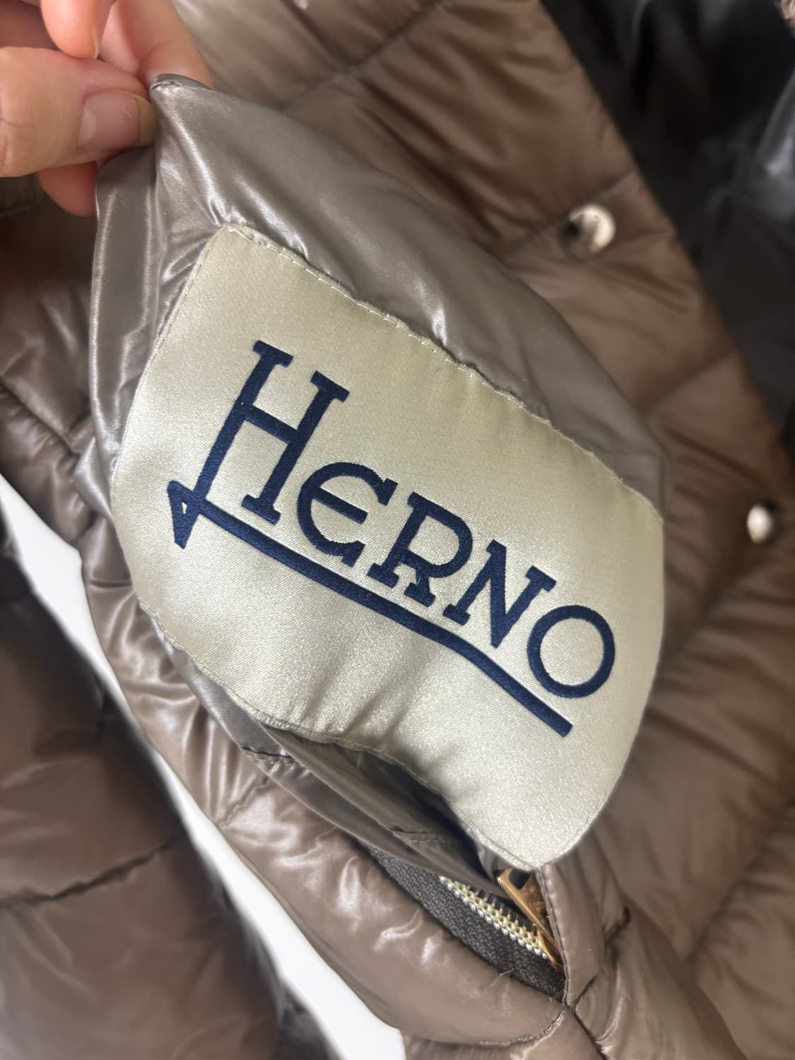 에르노 패딩 42사이즈 상품이미지8