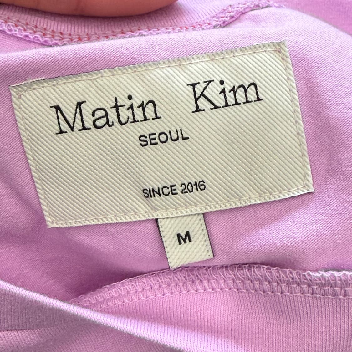 Matin Kim 스몰로고 핑크 크롭 반팔 티셔츠 상품이미지3