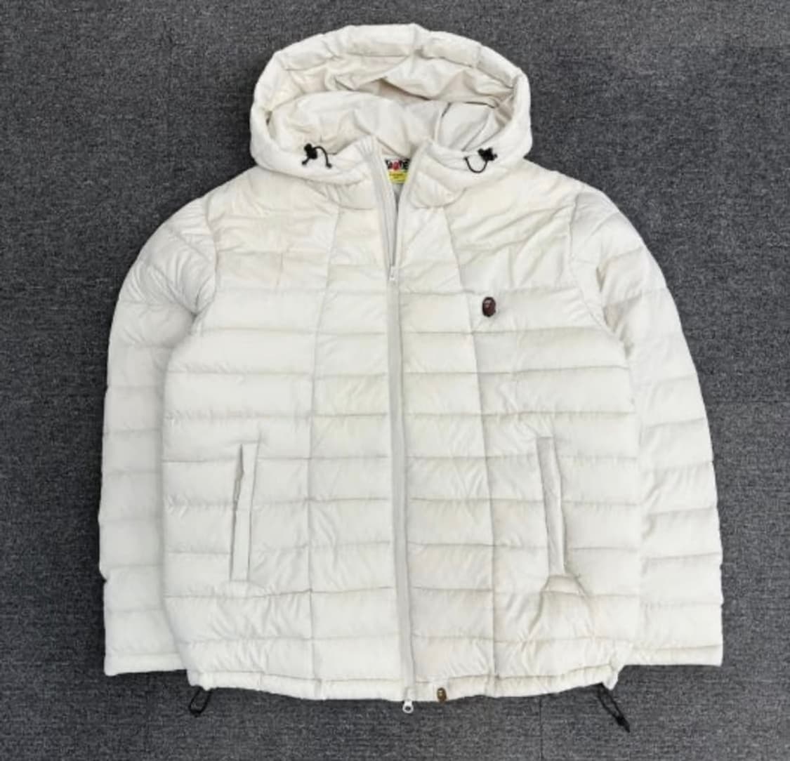 베이프 경량패딩 급처합니다 상품이미지1