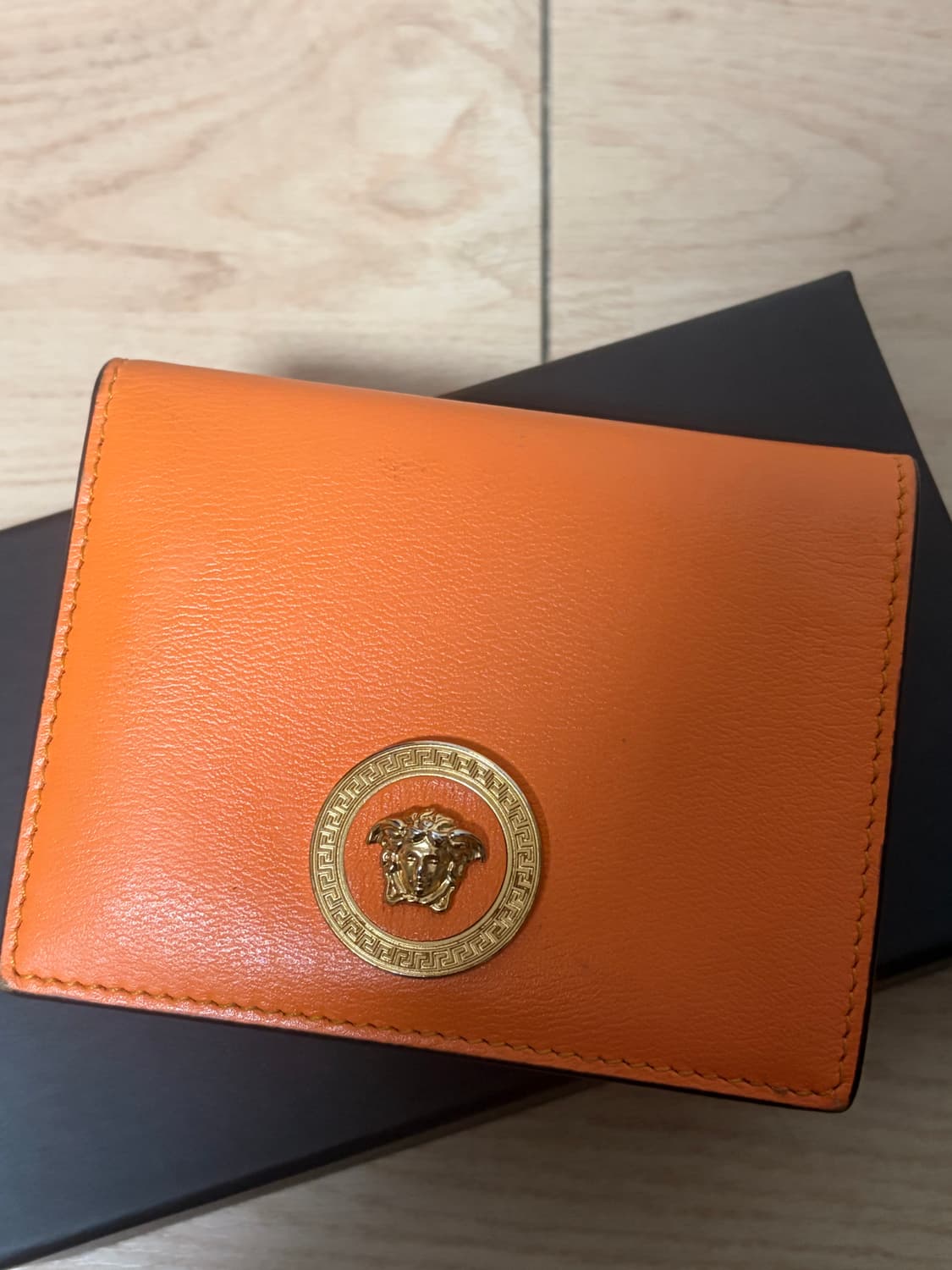 베르사체 여성지갑 상품이미지1