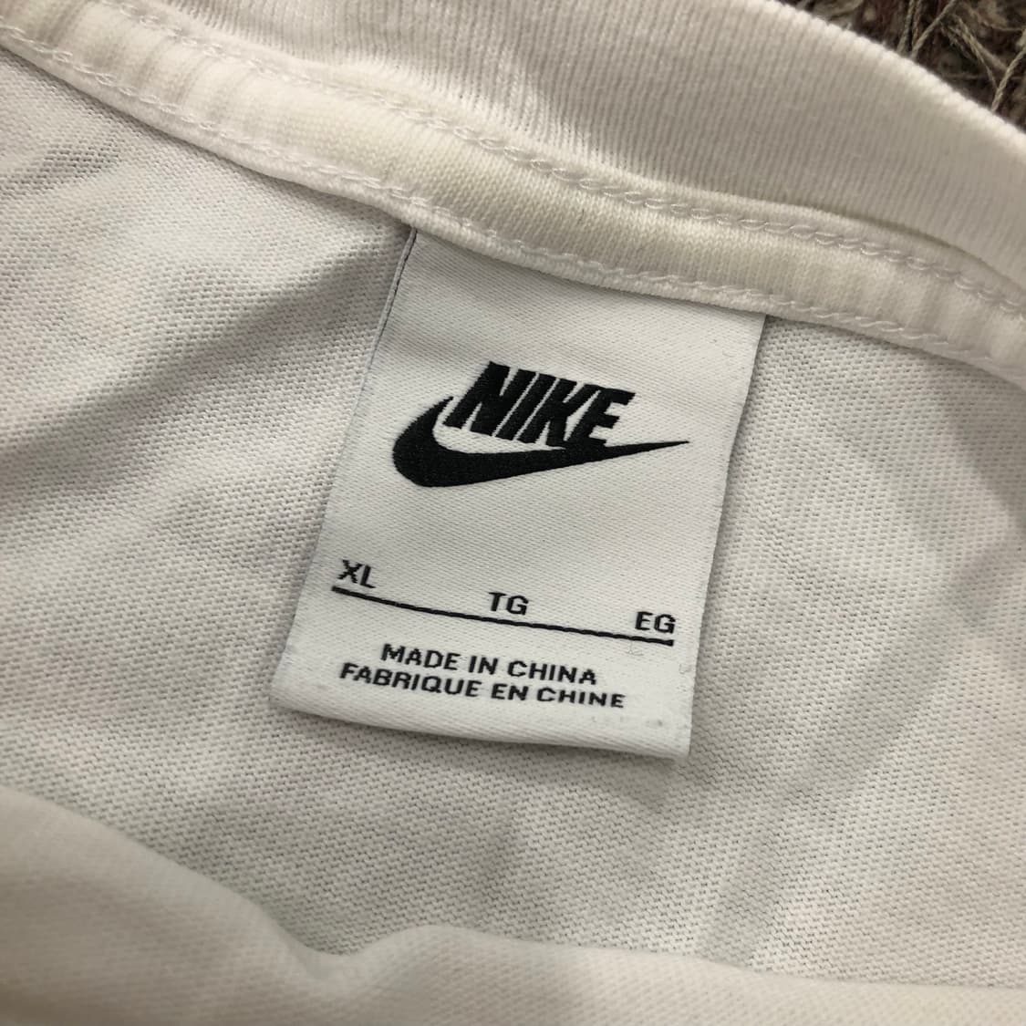 XL 나이키 공용 꽃무늬 로고 반팔 티셔츠 상품이미지4