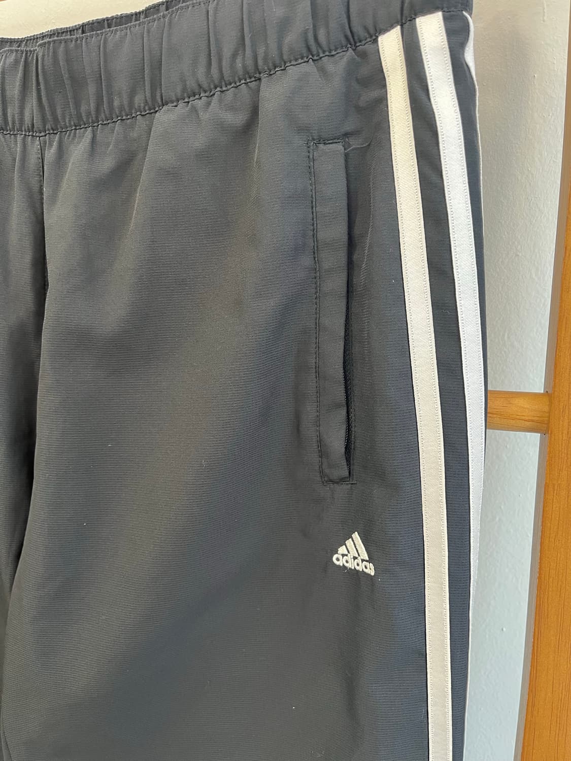 [아디다스] 삼선 나일론 트랙 팬츠 (블랙) 상품이미지3