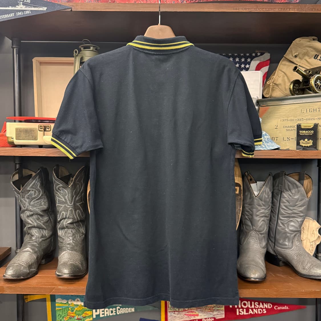 칼하트 WIP 스몰로고 PK 블랙 옐로 반팔 카라티 N851   상품이미지2