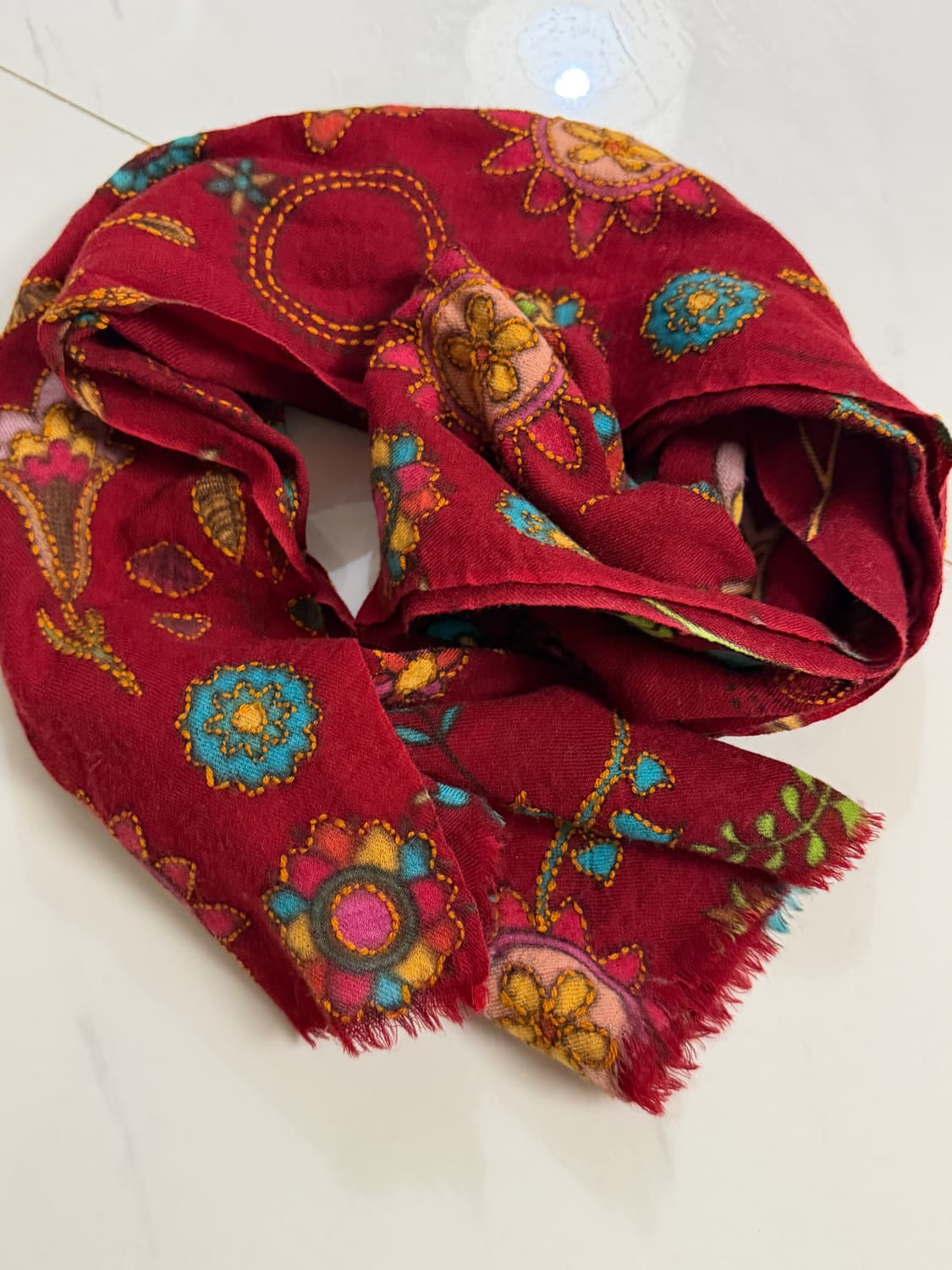 빈티지 레드 플라워 머플러 상품이미지1