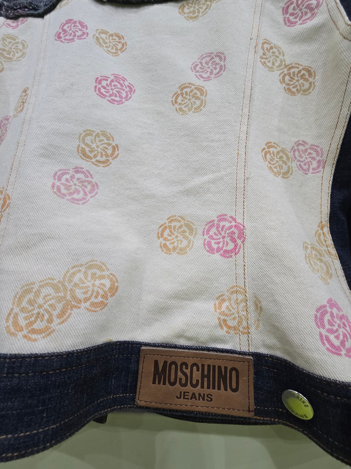 모스키노 플라워 프린팅 데님 자켓 상품이미지6