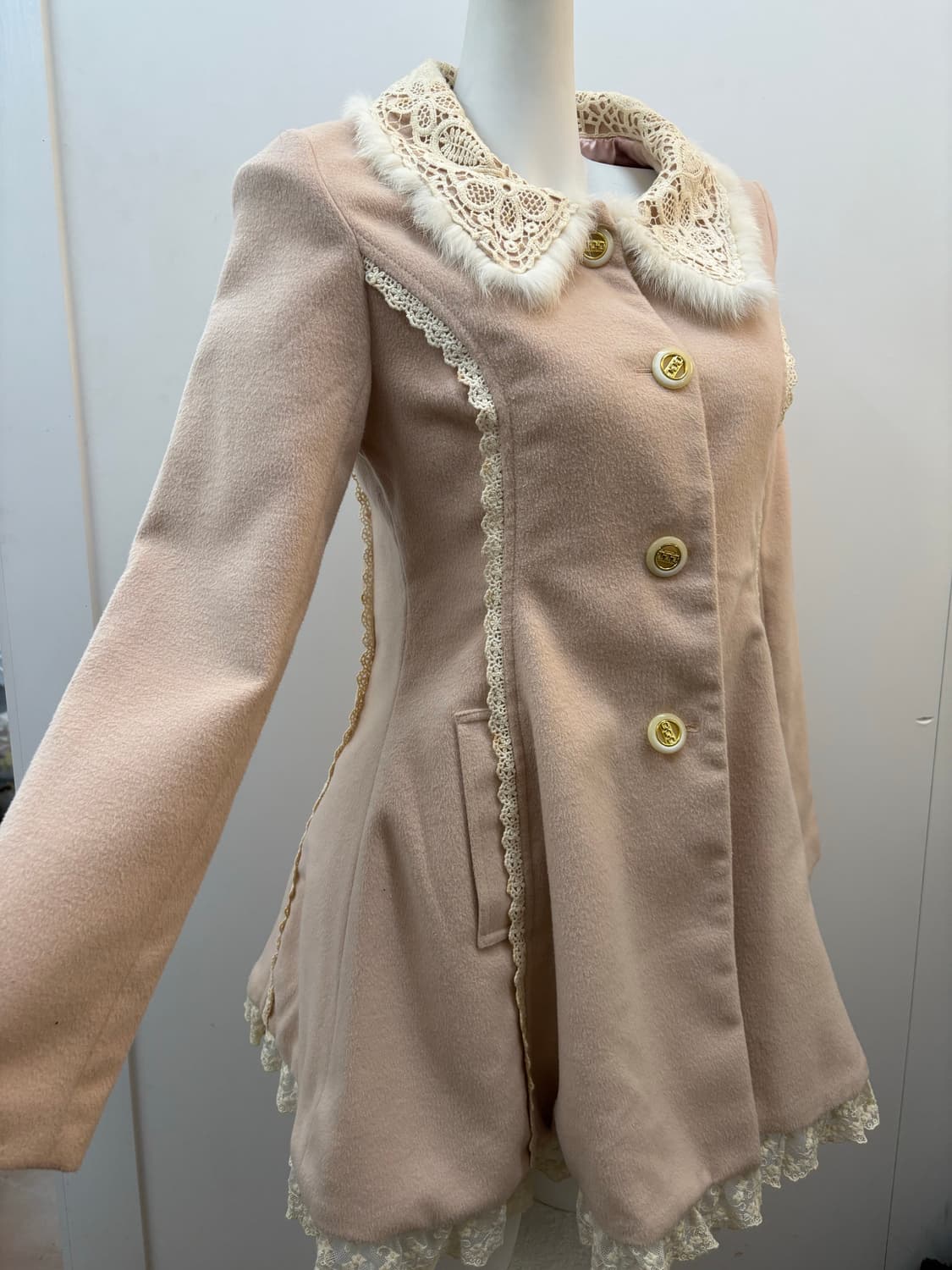 리즈리사 핑크 코트 상품이미지2