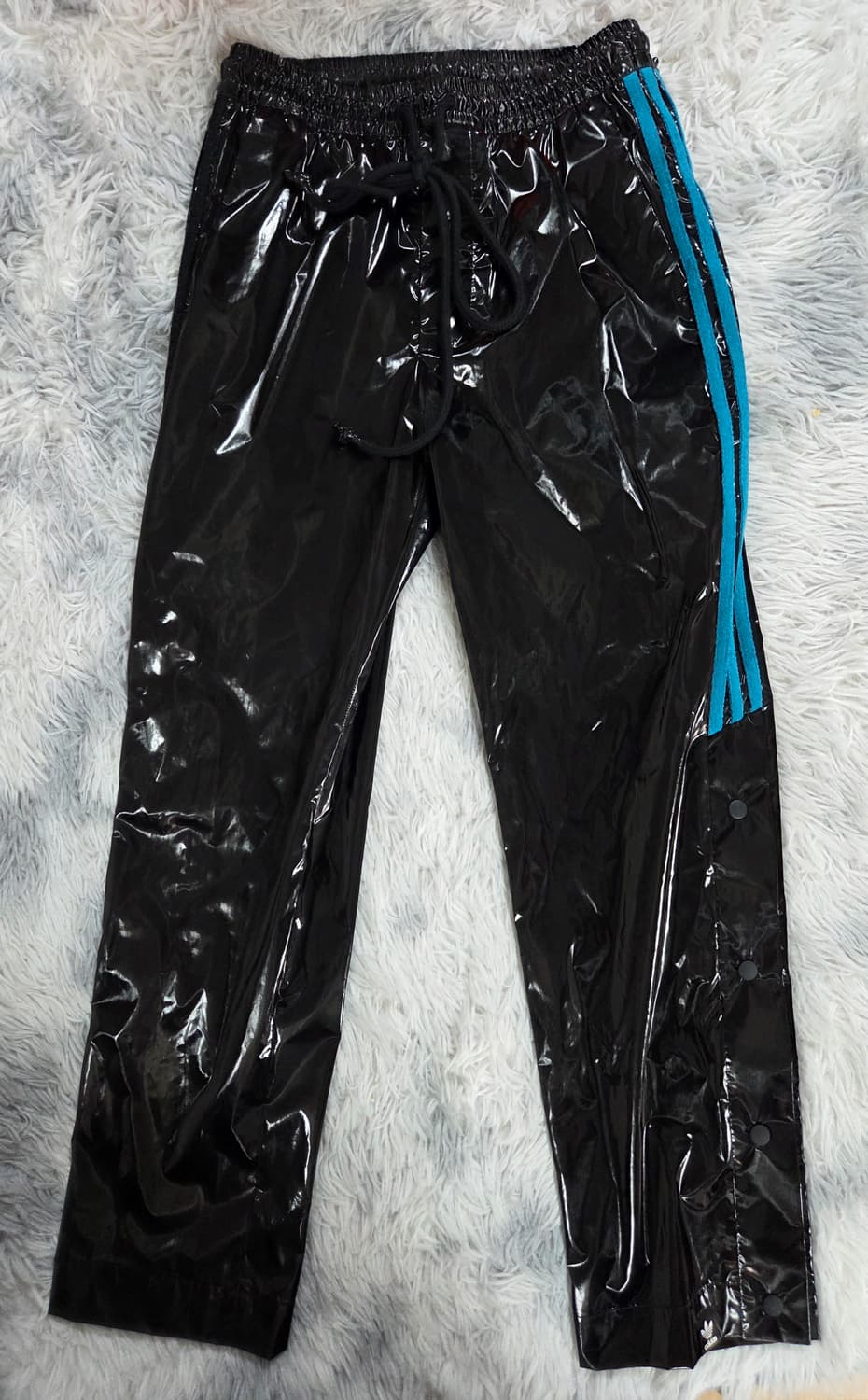 아디다스 x 송포더뮤트 하이 샤인 트랙 팬츠 상품이미지2