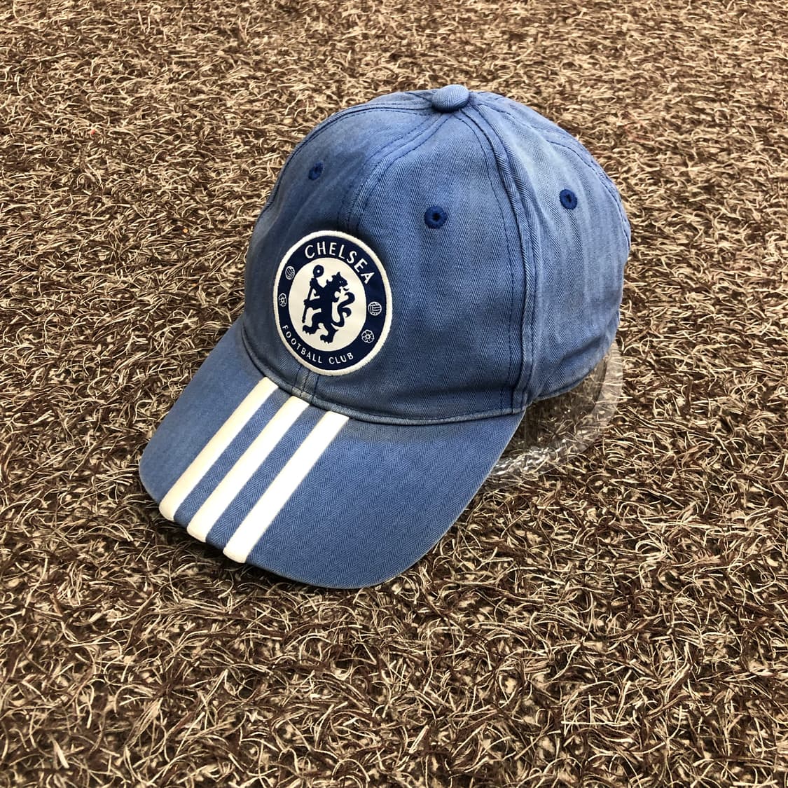 아디다스 첼시 FC 삼선 볼캡 상품이미지1