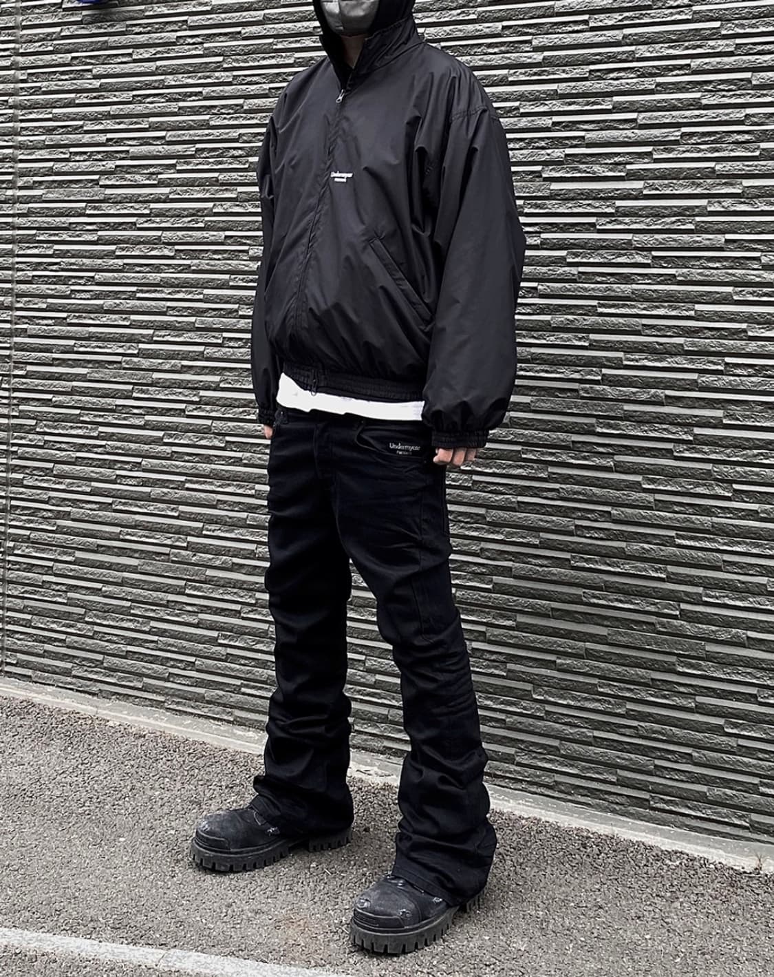 [마틴 착용]언더마이카 mu 30 안티 로고 플레어진 시착 1회 상품이미지1