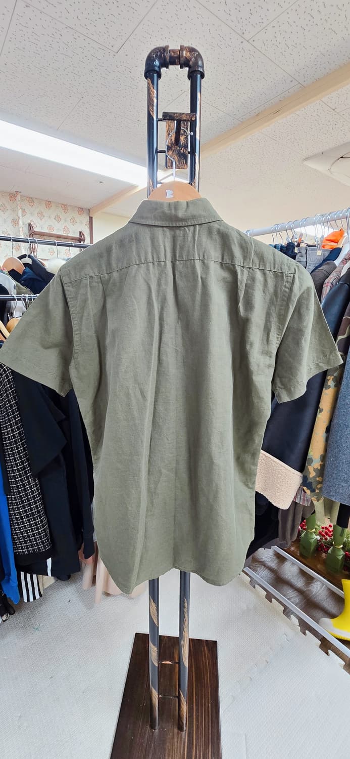 S 유니클로 카키 반팔 셔츠 컨디션최상 상품이미지2