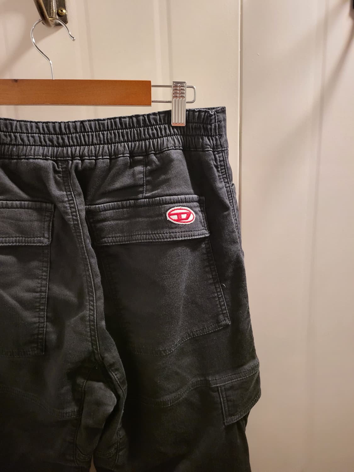 [30]디젤 크룰리 카고 조거팬츠 블랙 상품이미지3