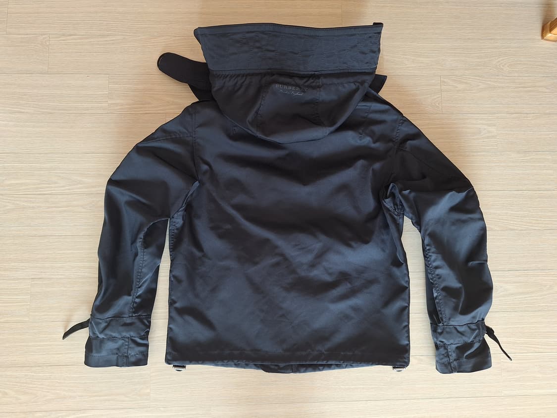 버버리 봄버 후드 자켓 상품이미지2