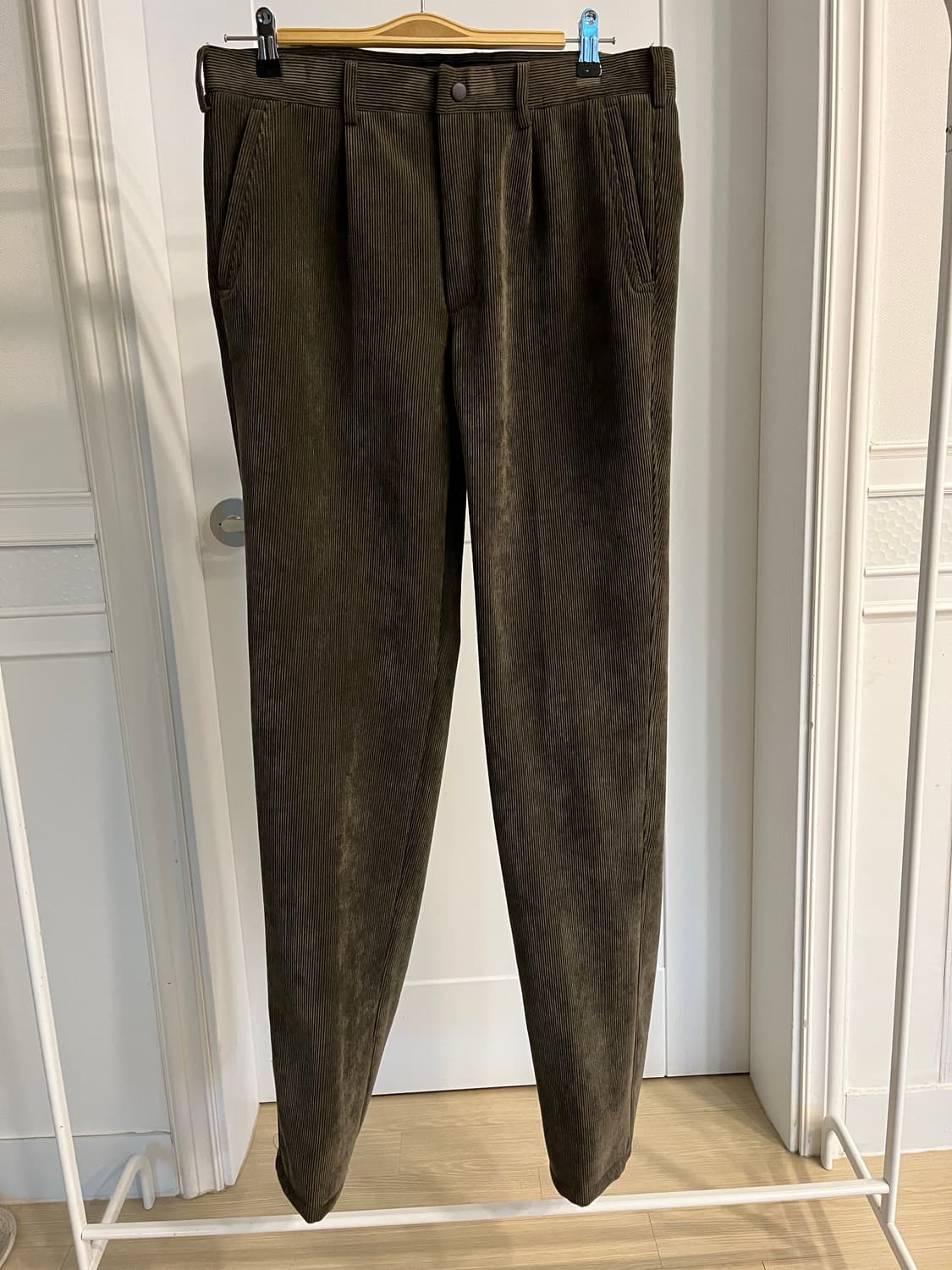 카키 코듀로이 팬츠 상품이미지1