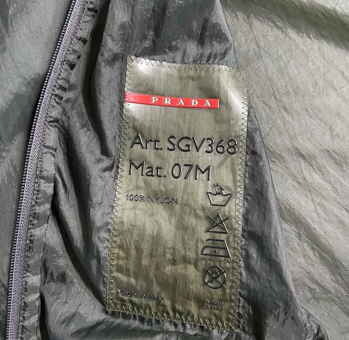 [48] SS2000 프라다 스포츠 윈드브레이커 SGV368 상품이미지6