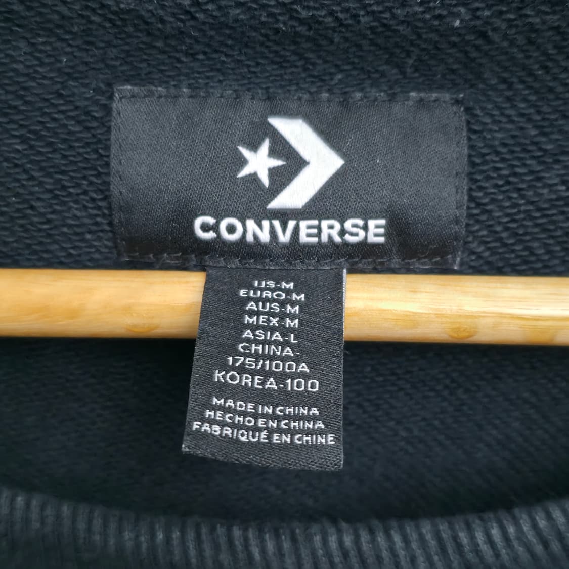 [L] 컨버스 데님 포켓 맨투맨 블랙 상품이미지4