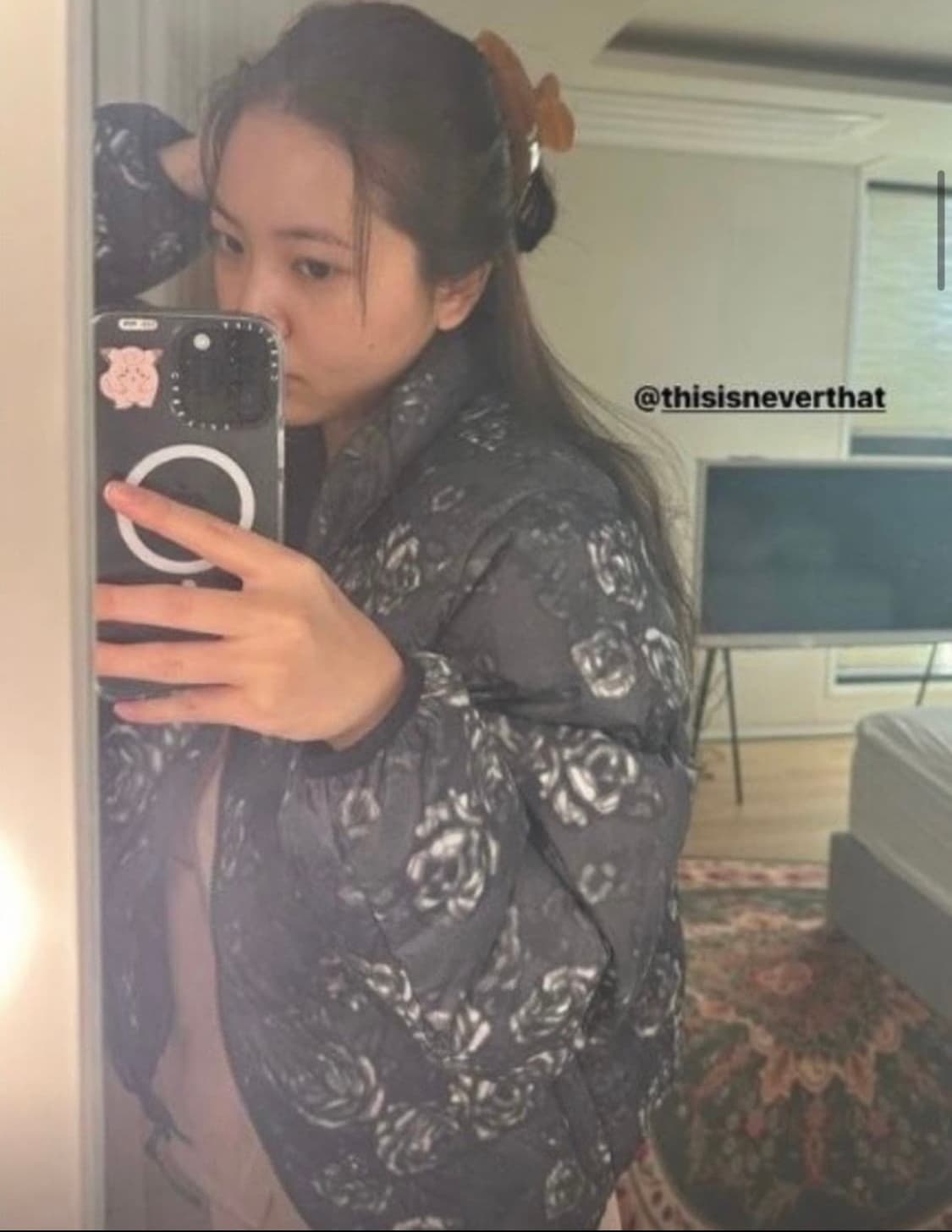 디스이즈네버댓 플라워 패딩 xs 상품이미지3