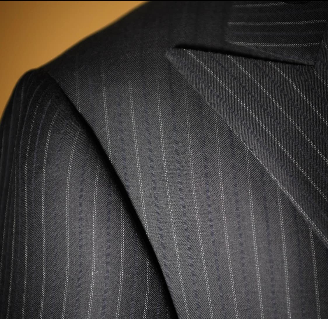 ​[판매] "가장 완벽한 블랙" - 톰포드 실루엣 허더스필드 비스포크 수 상품이미지3