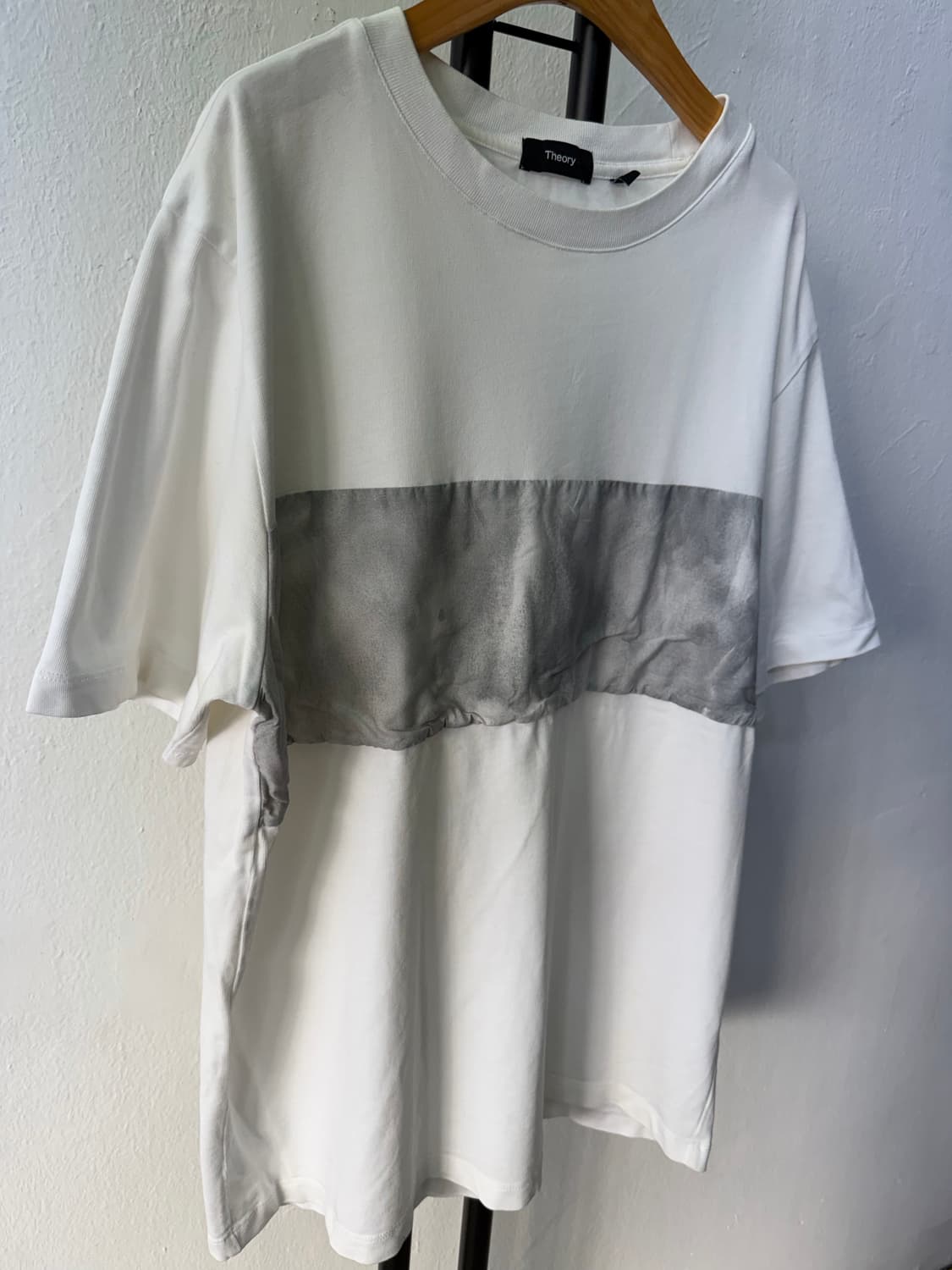 정품) Theory 띠어리 남성 흰색 반팔 티셔츠 XL 상품이미지2